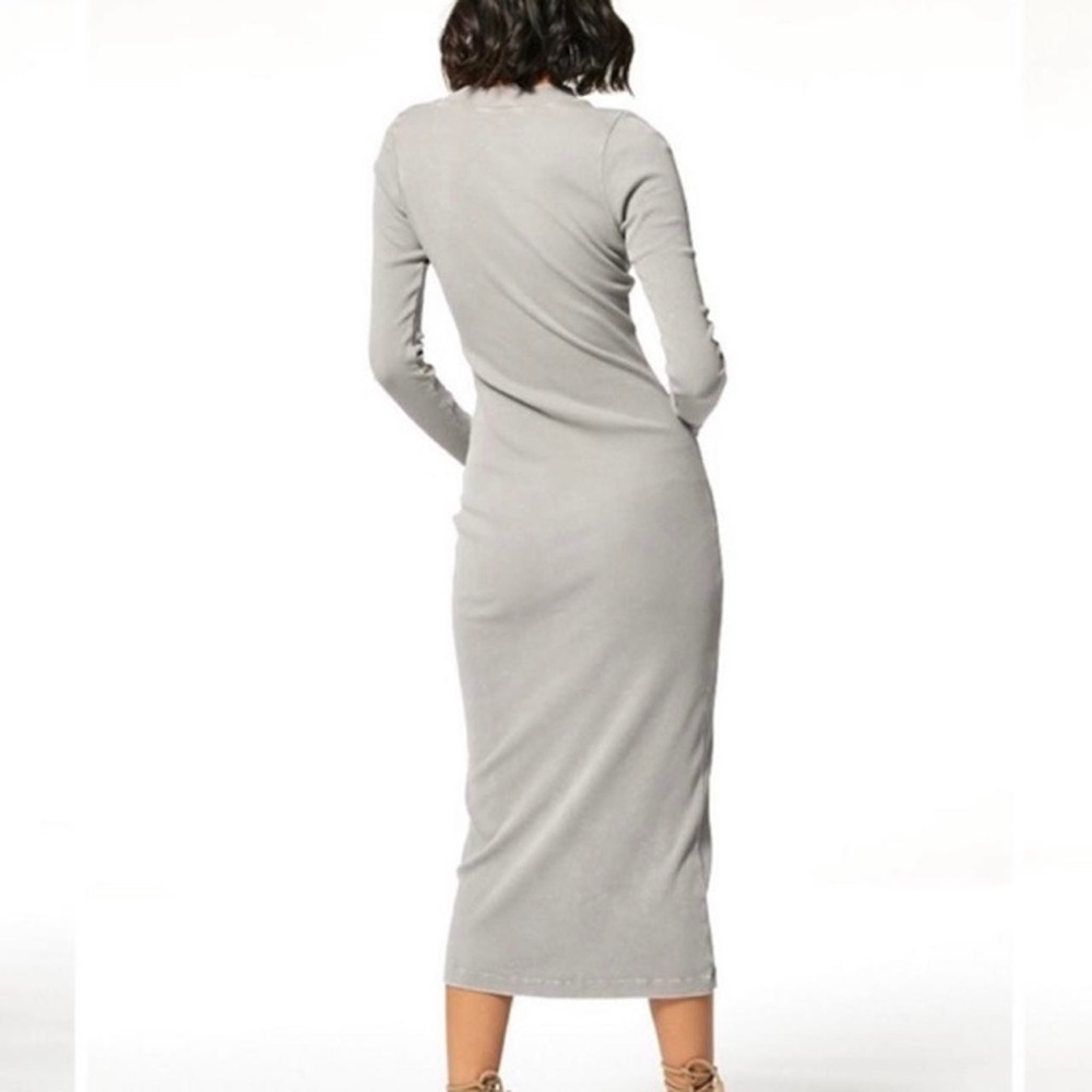 Young Fabulous and Broke long sleeve ribbed mock neck midi dress 🤍 - Picture 2 of 4